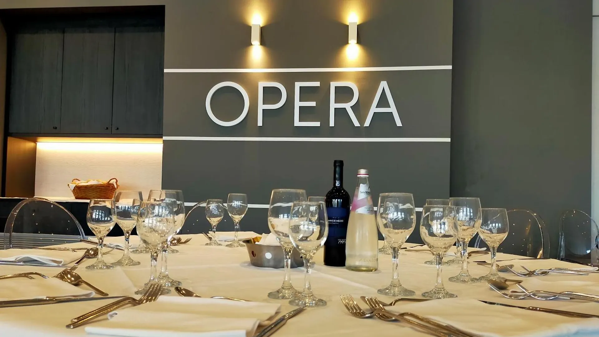 The Sydney Hotel Bologna