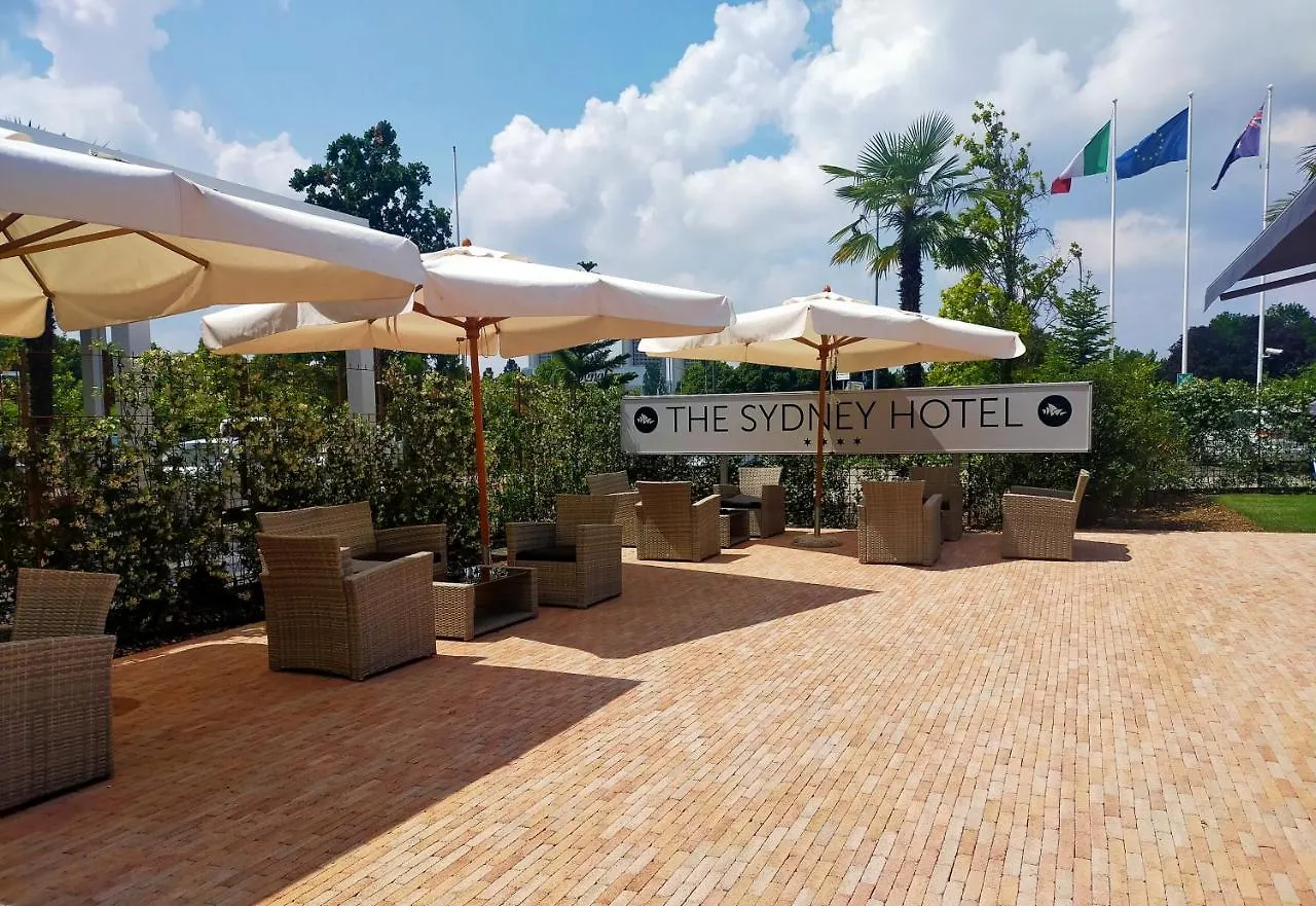 The Sydney Hotel Bologne