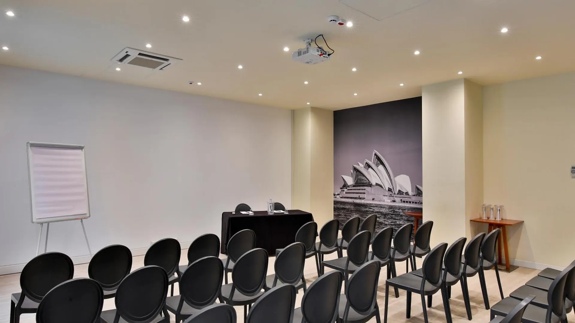 The Sydney Hotel Bologna 4*,